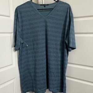 Robert Barakett Short Sleeve V-neck T-Shirt Size XL